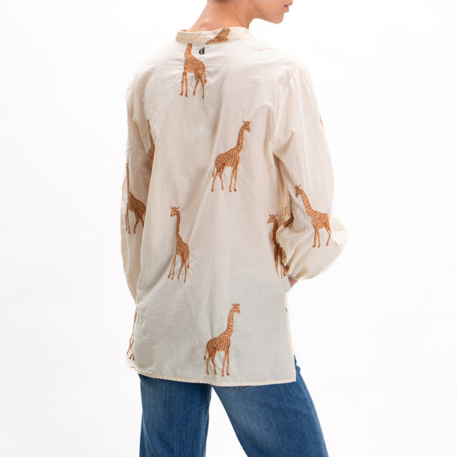 Camisa de muselina con jirafa bordada Dixie - mantequilla