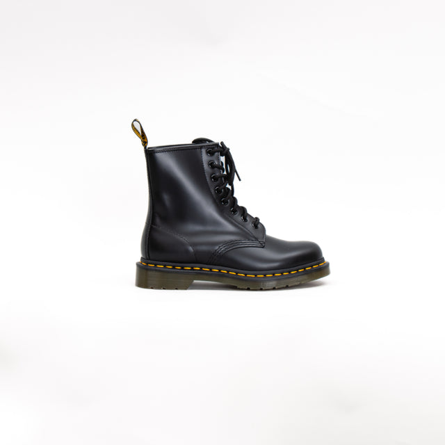 Dr. Martens-Stivale stringati 1460 in pelle smooth - black