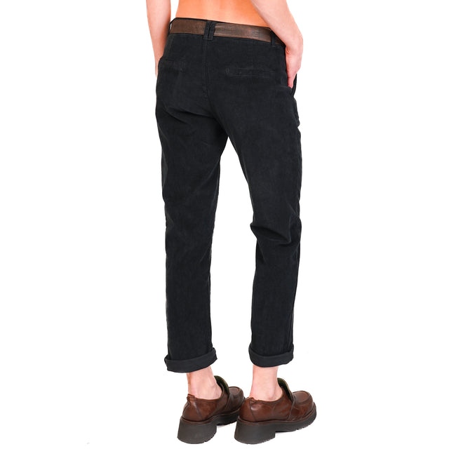 Zeroassoluto-Pantalone LOIS chino velluto millerighe elasticizzato - nero