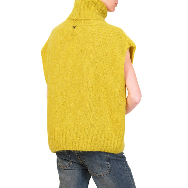 Dixie-Mohair Turtleneck Sleeveless Sweater - Oil