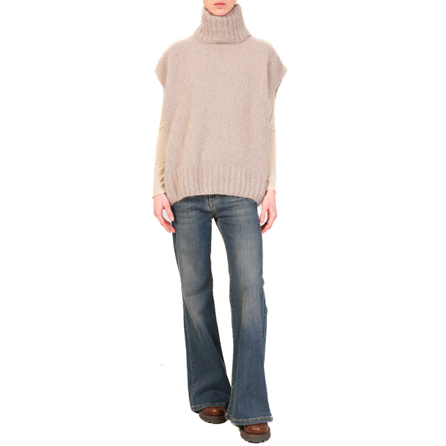 Dixie-Maglia mohair collo alto smanicata - taupe