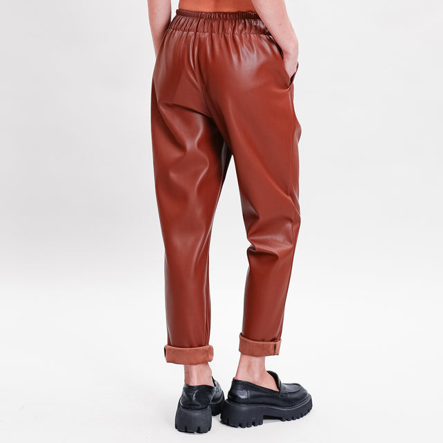 Dixie-Pantalone similpelle con coulisse - tabacco