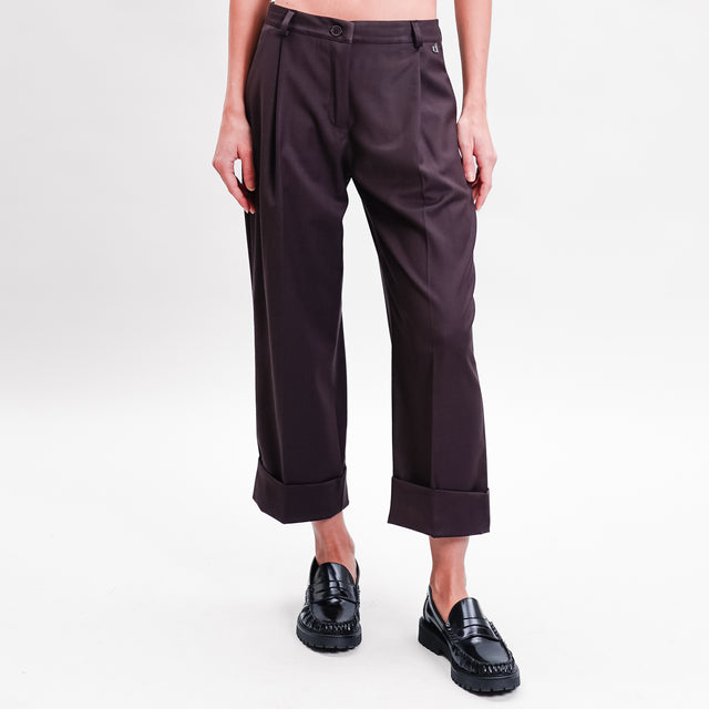 Dixie-Pantalone crop con pinces e risvolto - moro