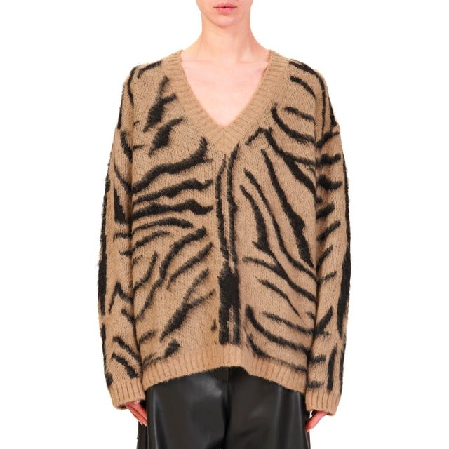 Haveone-Animal Print Wool Blend Sweater - Camel/Black