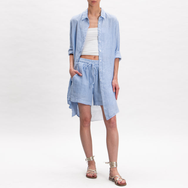 Tensione in- Shorts in lino con coulisse - cielo