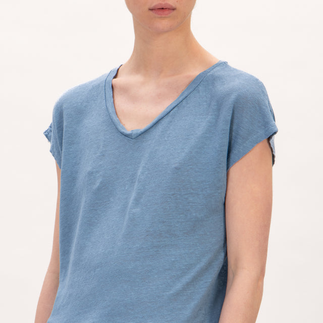 Zeroassoluto - Camiseta de lino con cuello de pico - jeans