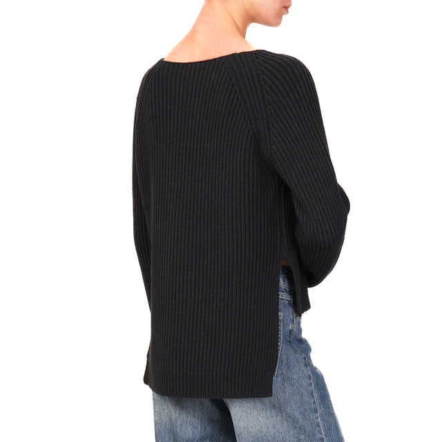 Motel-Cropped Ribbed Crewneck Sweater - Black