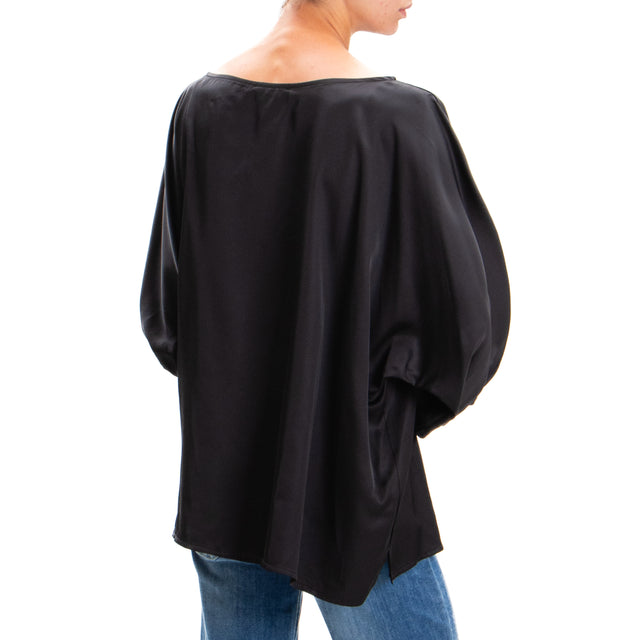 Motel-Blusa in satin spalla scesa con spilla - nero