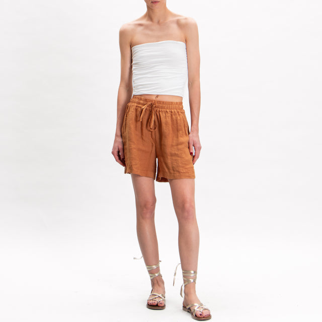 Tensione in- Shorts in lino con coulisse - biscotto