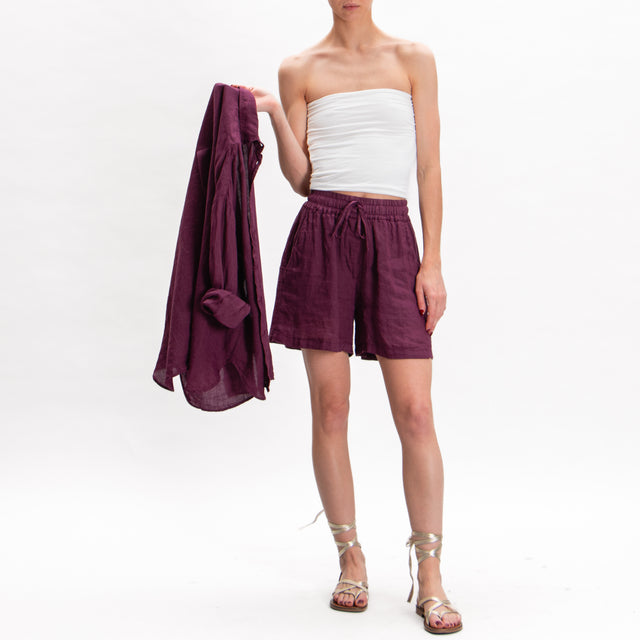 Tensione in- Shorts in lino con coulisse - prugna