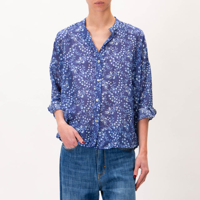 Zeroassoluto-CATY camisa con estampado de mezcla de muselina y seda - azul flora/jeans/blanco