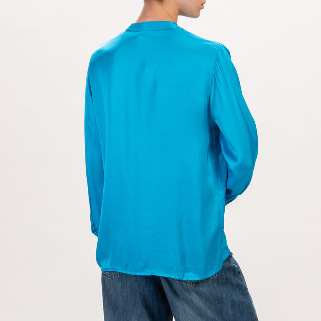 Camisa con cuello mao Zeroassoluto-LEA de raso - turquesa
