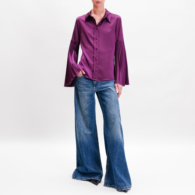 Souvenir-Satin Pleated Wide Sleeve Shirt - Aubergine