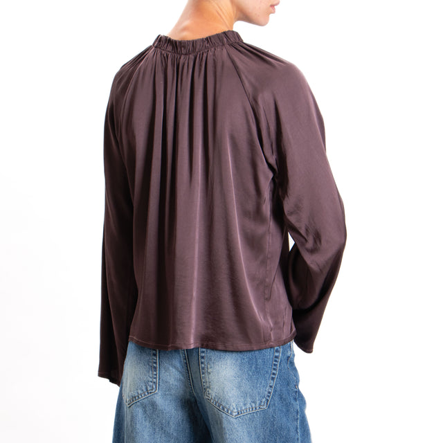 Tensione in-Blusa collo elastico in satin elasticizzato - mosto