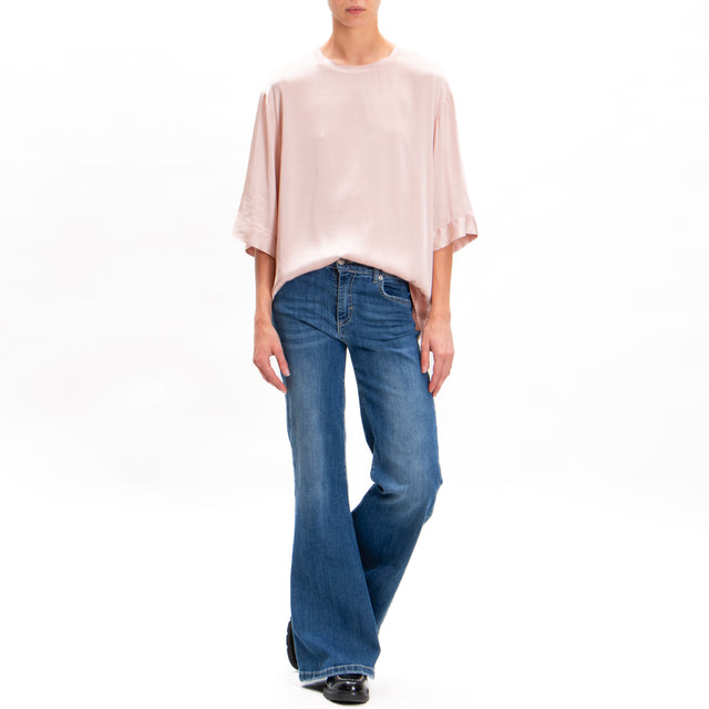 Tensione in-Blusa over in satin elasticizzato - rosa