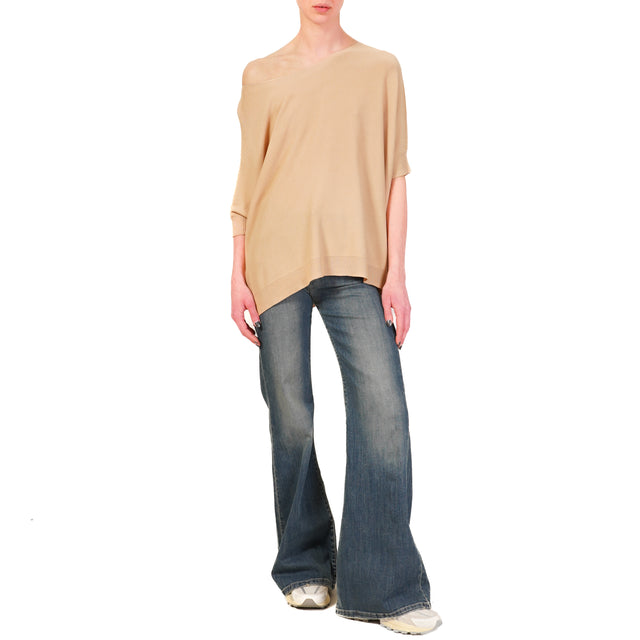 Tensione in-Maglia oversize scollo barca - beige