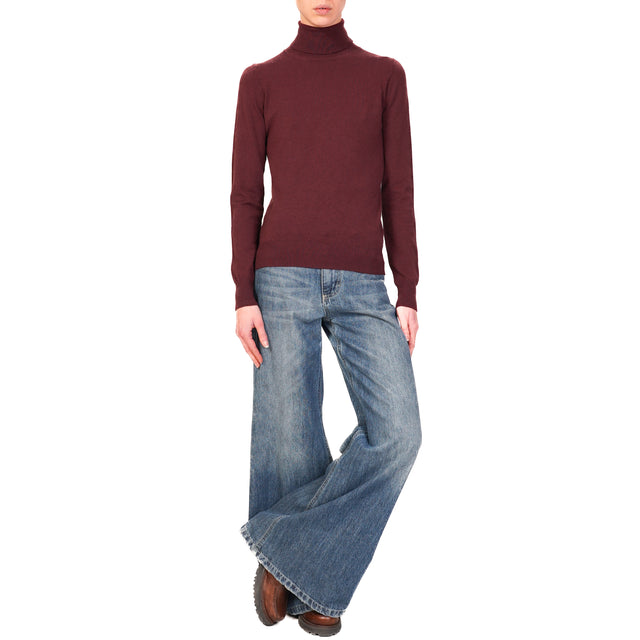 Tension in-High Neck Sweater - Bordeaux