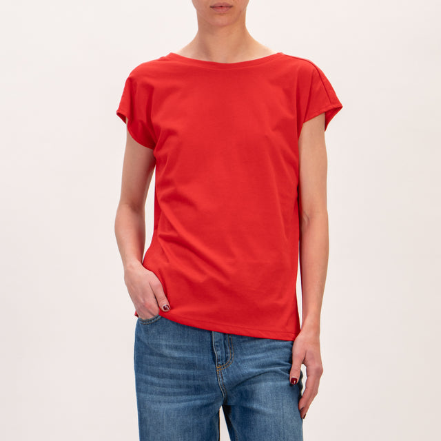Camiseta souvenir con cuello de pico en la espalda - rojo