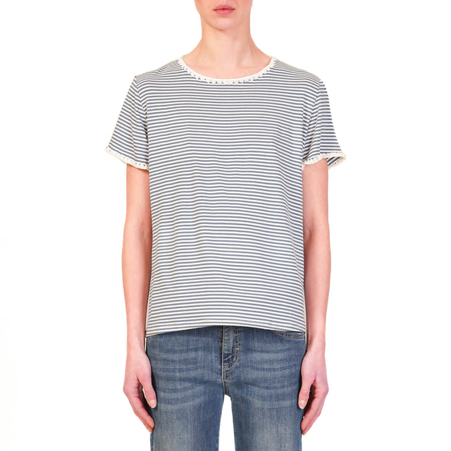 Zeroassoluto-T-shirt a righe fine con passamaneria cotone elasticizzato - bianco/jeans