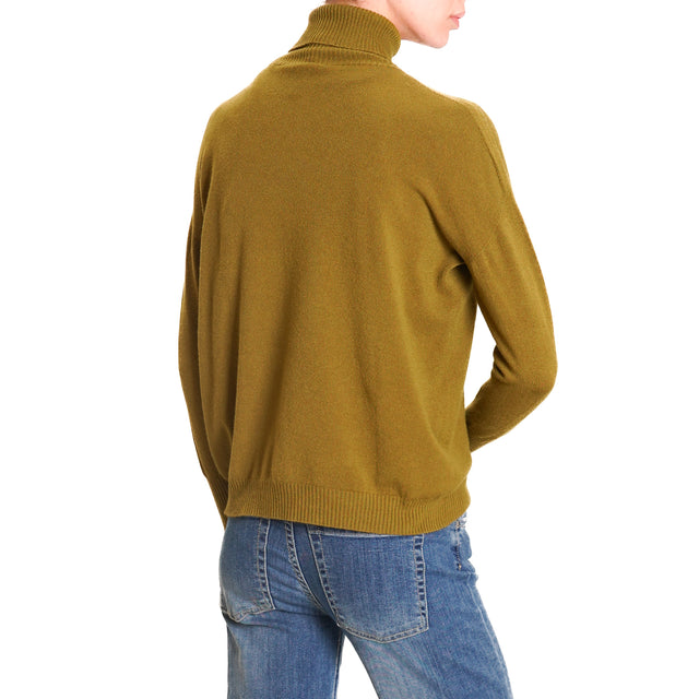 Zeroassoluto-High neck sweater - olive