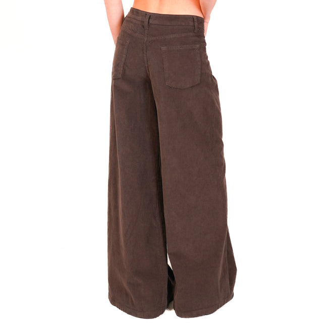 Zeroassoluto-Pantalone LANY wide leg velluto millerighe elasticizzato  - moro