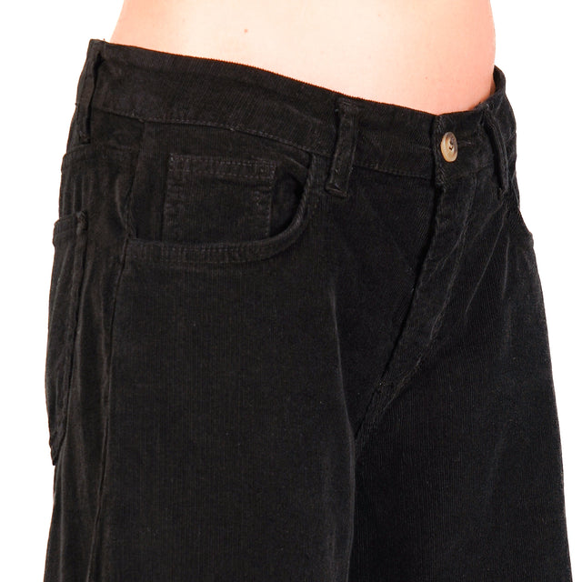 Zeroassoluto-Pantalone LANY wide leg velluto millerighe elasticizzato  - nero