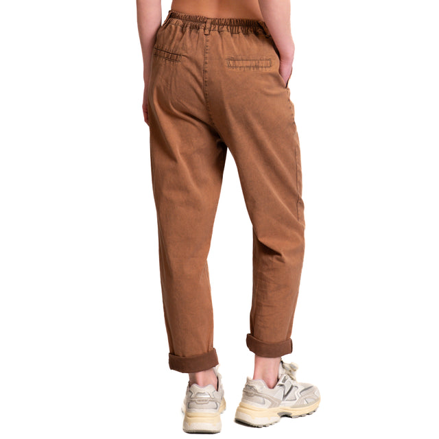 Zeroassoluto-Pantalone LOLA cotone elasticizzato stone washed maltinto - tabacco