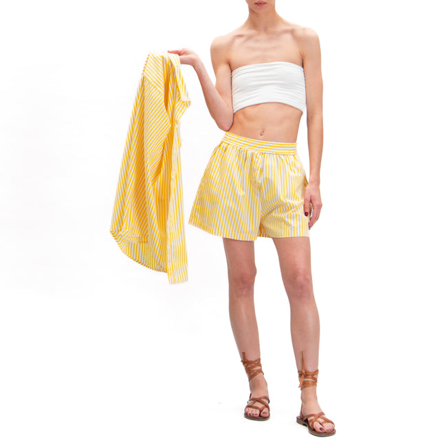 Tensione in-Shorts a righe con elastico - bianco/giallo