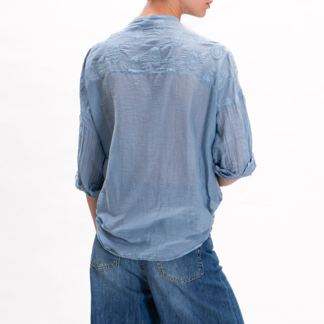 Camisa de muselina de mezcla de seda Tension con bordado - jeans